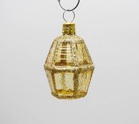 Guld buttet lanterne juletræskugle med glas vinduer