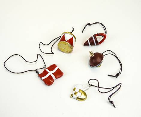 Vintage ornamenter til juletræet eller troldhassel