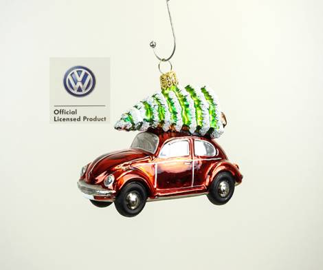 VW folkevogn med juletræ juletræskugle